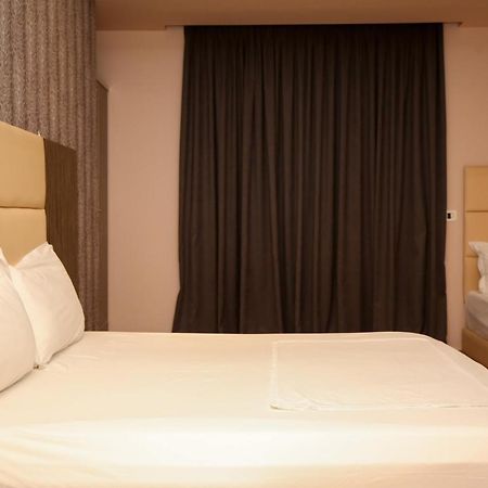 Hotel Aliko Radhimë Buitenkant foto