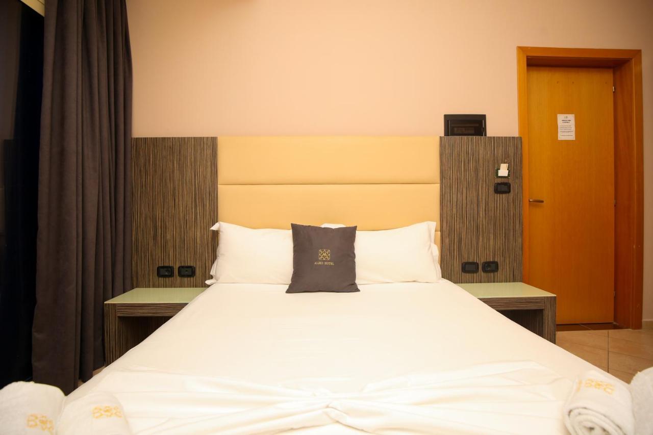 Hotel Aliko Radhimë Buitenkant foto