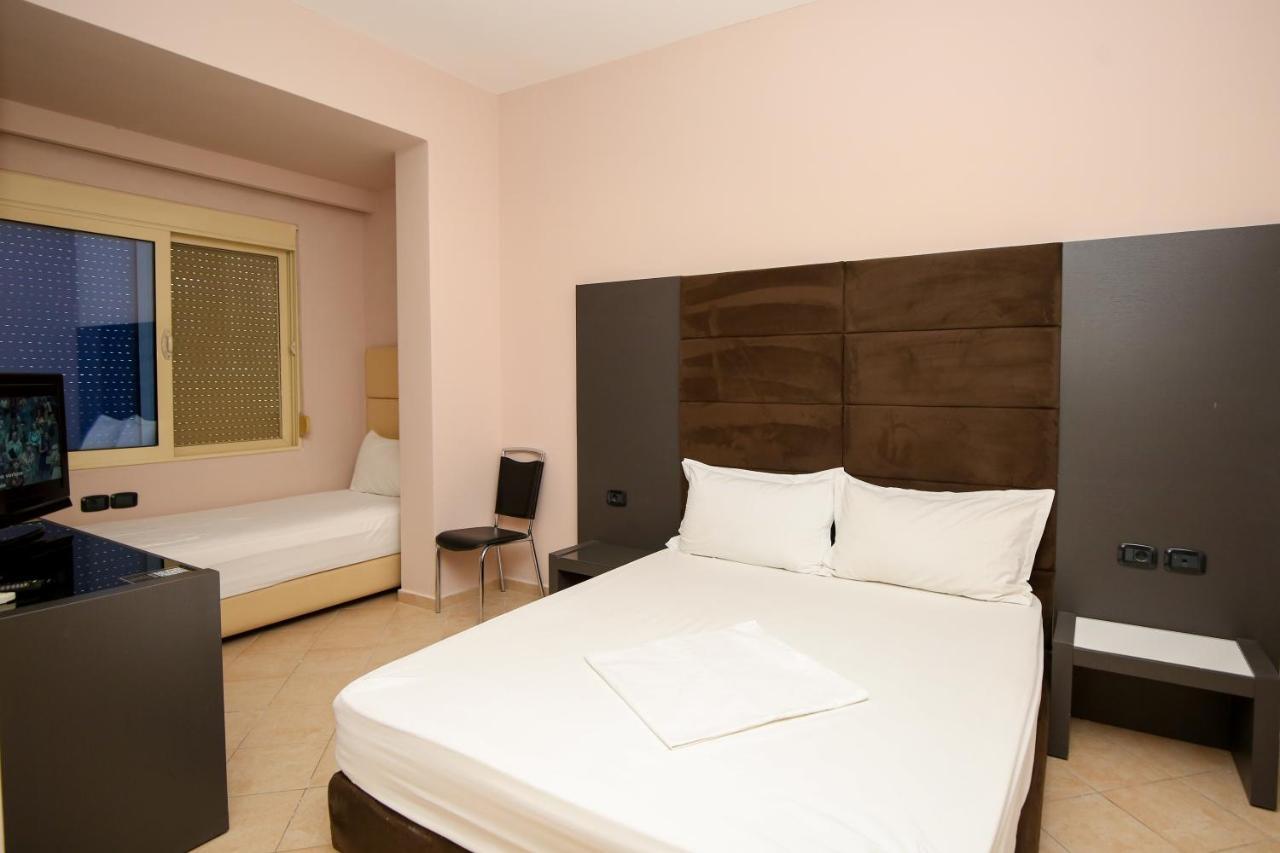 Hotel Aliko Radhimë Buitenkant foto